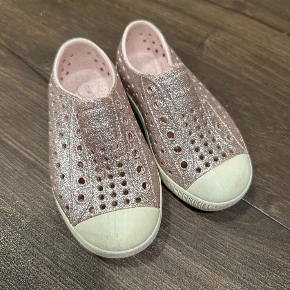 Natives pink glitter rubber washable slip on kids 7 shoes